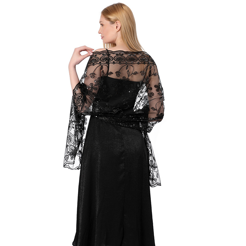 Šal s šljokicama i vezom za vjenčanicu — Poliester, Elegantno društveni stil, Cvjetni uzorak, Vez, Dekoracija