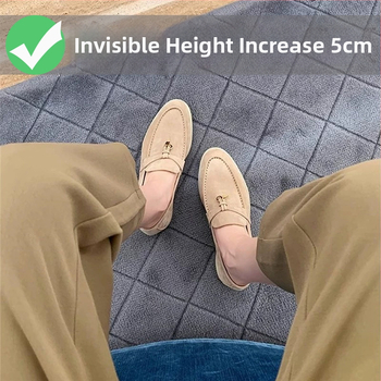 Moteriški slip-on loaferiai su kutais ir sagtimi, paslėpta aukštis, apvali nosis, mikropluošto viršus, guma padas, mikropluošto įdėklas