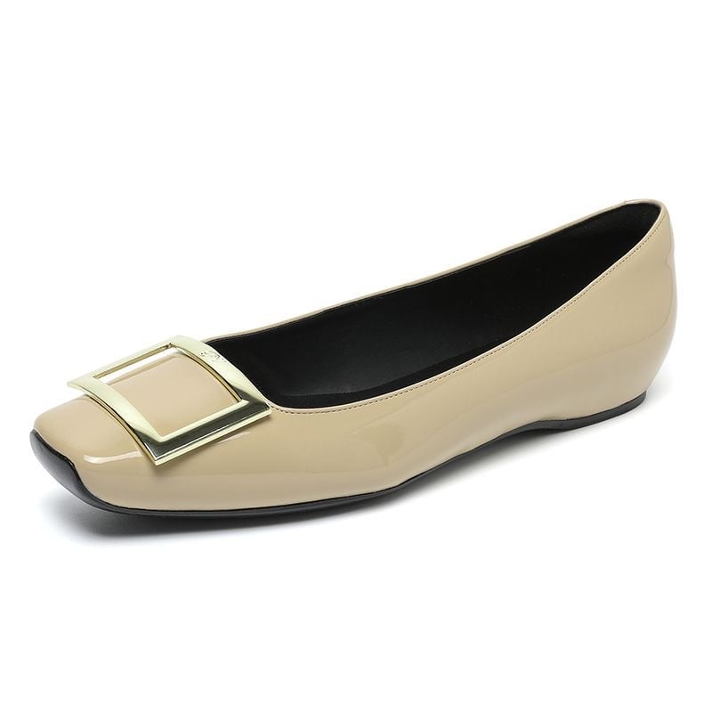 Sieviešu plakanas kurpes ar kvadrātveida purnu — PU augšdaļa, zems papēdis, gumijas zole, slip-on