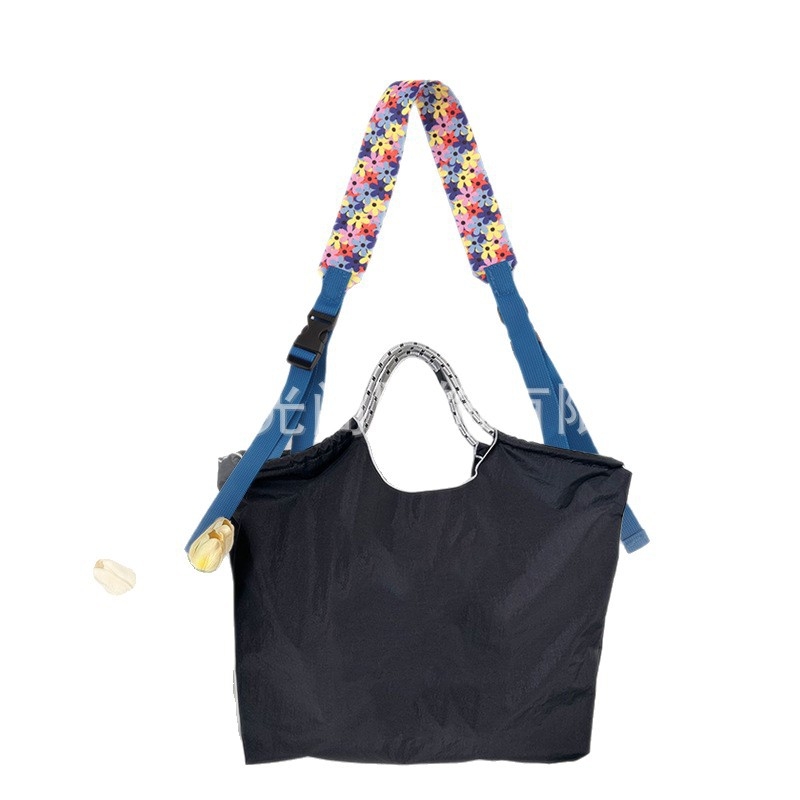 Τσάντα με ιμάντα στον ώμο, γεωμετρικό μοτίβο, πολυεστέρας, επεκτασιμη χωρητικότητα