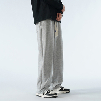 Casual sports hlače za tinejdžere s fleece materijalom, pamut-mješavina, prugasti uzorak, srednji pojas, pojas i vezivanje za zatvaranje, opušten kroj, zimska sezona