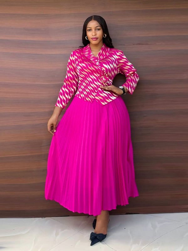 Γυναικείο φόρεμα με ζέμπρα εκτύπωση, σιφόν, πλισέ, μακρύ μήκος, μακριά μανίκια