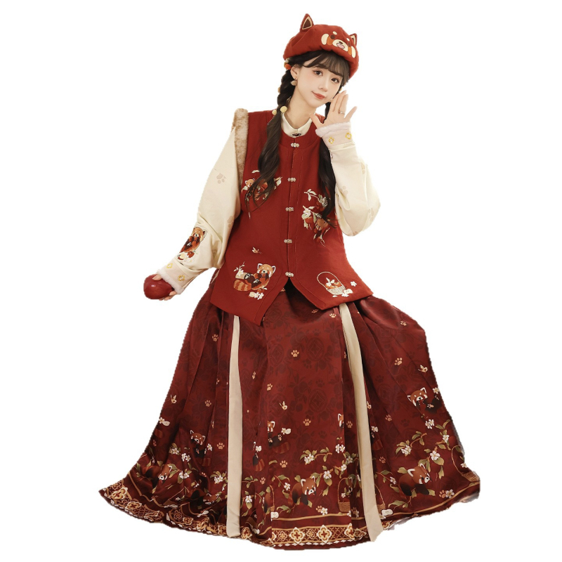 Női Hanfu, kínai stílus, téli verzió fleece béléssel — 80–90% poliészter; másodlagos anyag <30%; gallér nélkül; tél 2025