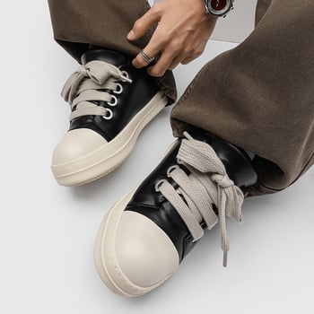 Platforminiai batai vyrams su apvalia nosimi, gumine padas, žemas viršus ir žemas kulnas (1–3 cm)