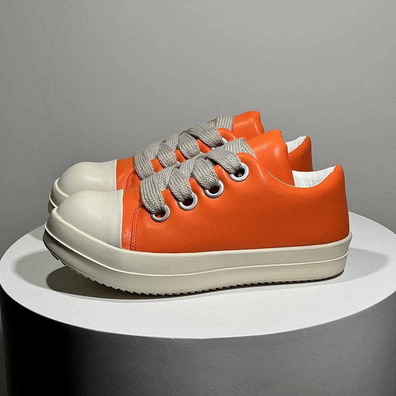 Platforminiai batai vyrams su apvalia nosimi, gumine padas, žemas viršus ir žemas kulnas (1–3 cm)