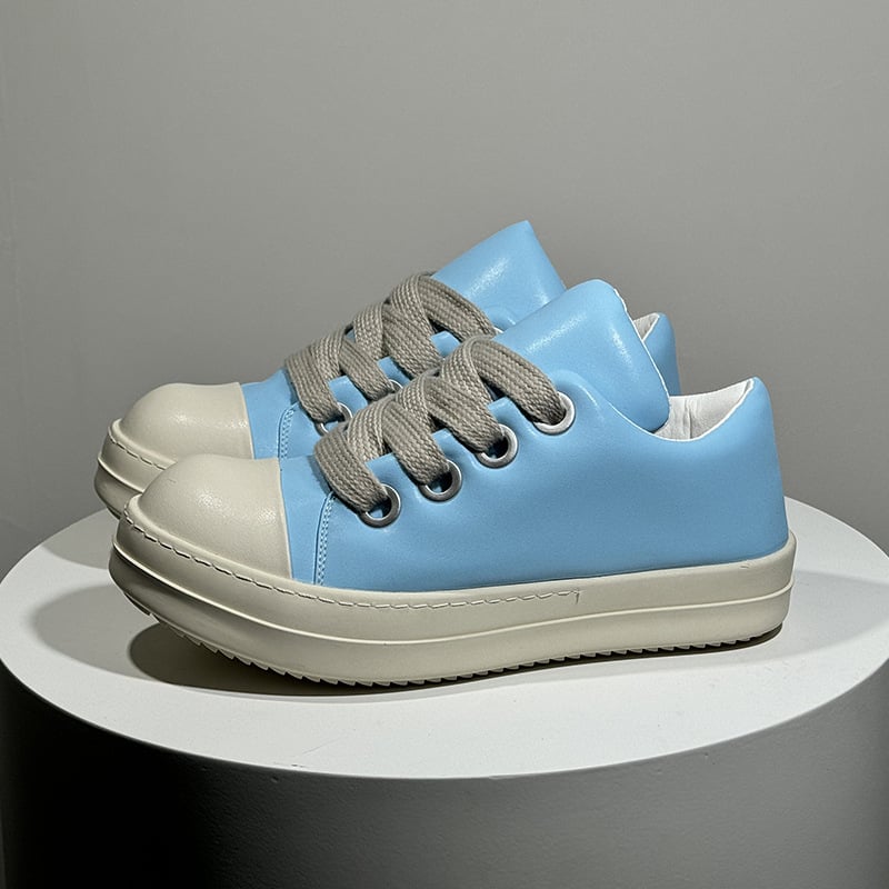 Platforminiai batai vyrams su apvalia nosimi, gumine padas, žemas viršus ir žemas kulnas (1–3 cm)