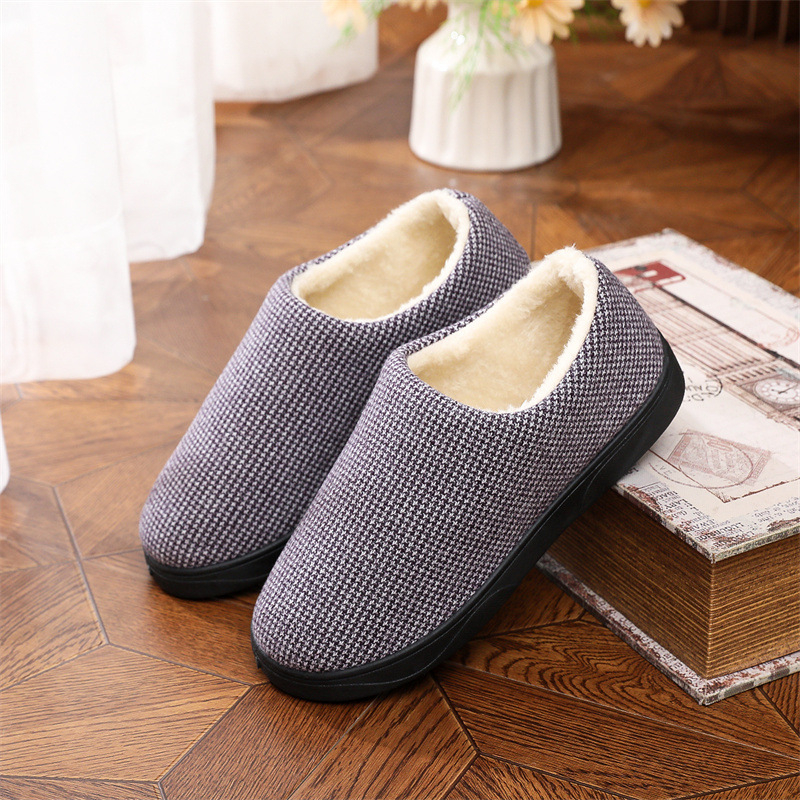 Kokvilnas iekšējās čības ar pūkainu oderi, universāls, raksts ar plaid, apaļš purns, vidējais augšdaļas augstums, zems papēdis 1–3 cm, ziemai, pavasarim un rudenim