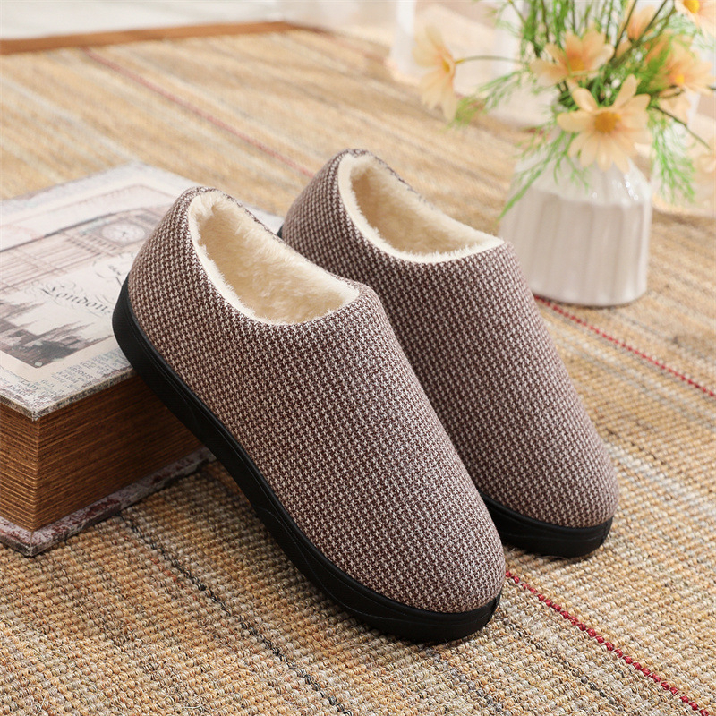 Kokvilnas iekšējās čības ar pūkainu oderi, universāls, raksts ar plaid, apaļš purns, vidējais augšdaļas augstums, zems papēdis 1–3 cm, ziemai, pavasarim un rudenim