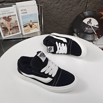 Unisex auduma kedas ar Paisley rakstu, kokvilnas odere, mākslīgās kažokādas zolīte, gumijas zole, šņorējums