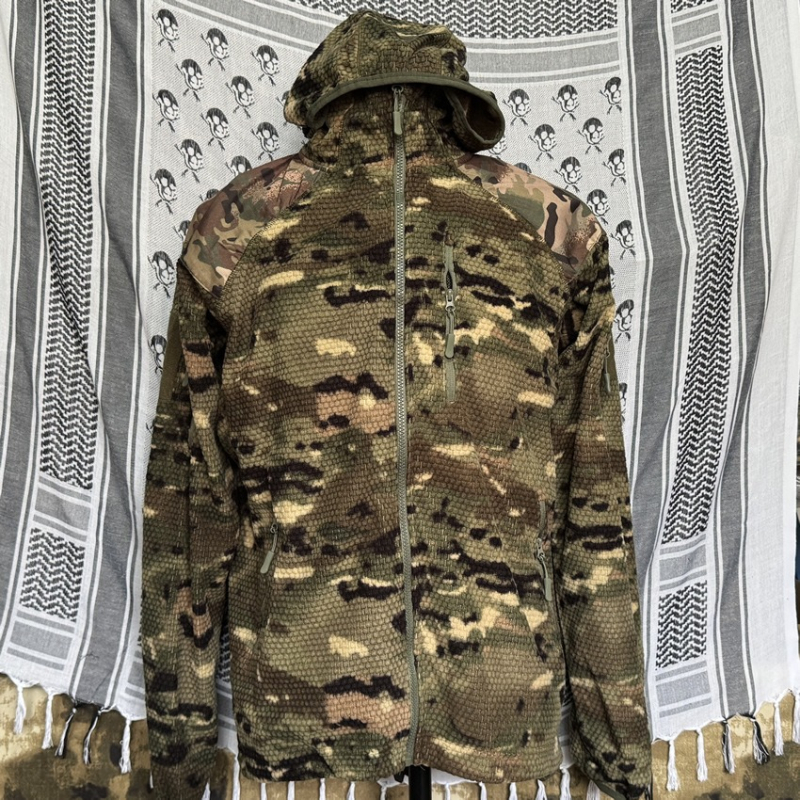 Kapucota fleece striukė lauko sportams, tinklo raštas, fleece pamušalas, universalus.