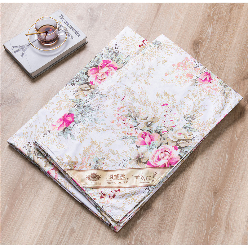 Paplanhuzat (Márka: Warm Brahman; Minta: Plant flowers; Szövés: Quilting; Nyomtatás és színezés: Reactive printing and dyeing; Anyag: Chemical Fiber)