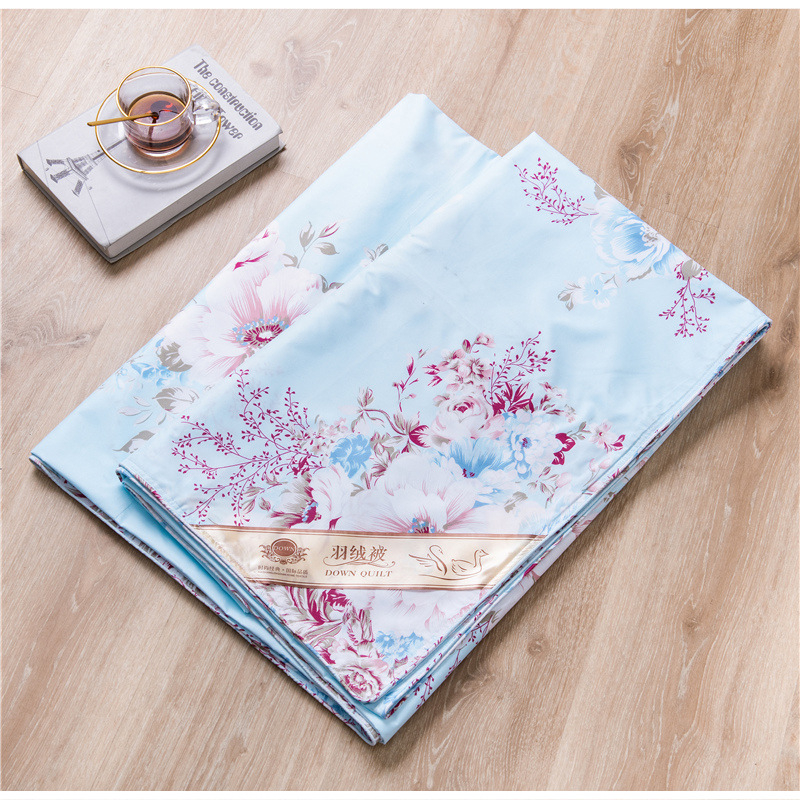 Paplanhuzat (Márka: Warm Brahman; Minta: Plant flowers; Szövés: Quilting; Nyomtatás és színezés: Reactive printing and dyeing; Anyag: Chemical Fiber)