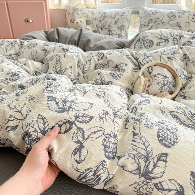 Paplanhuzat poliészterből, kétszálas kötött fonal, 2000–2500 g, Tie-Dye nyomtatás, INS stílus