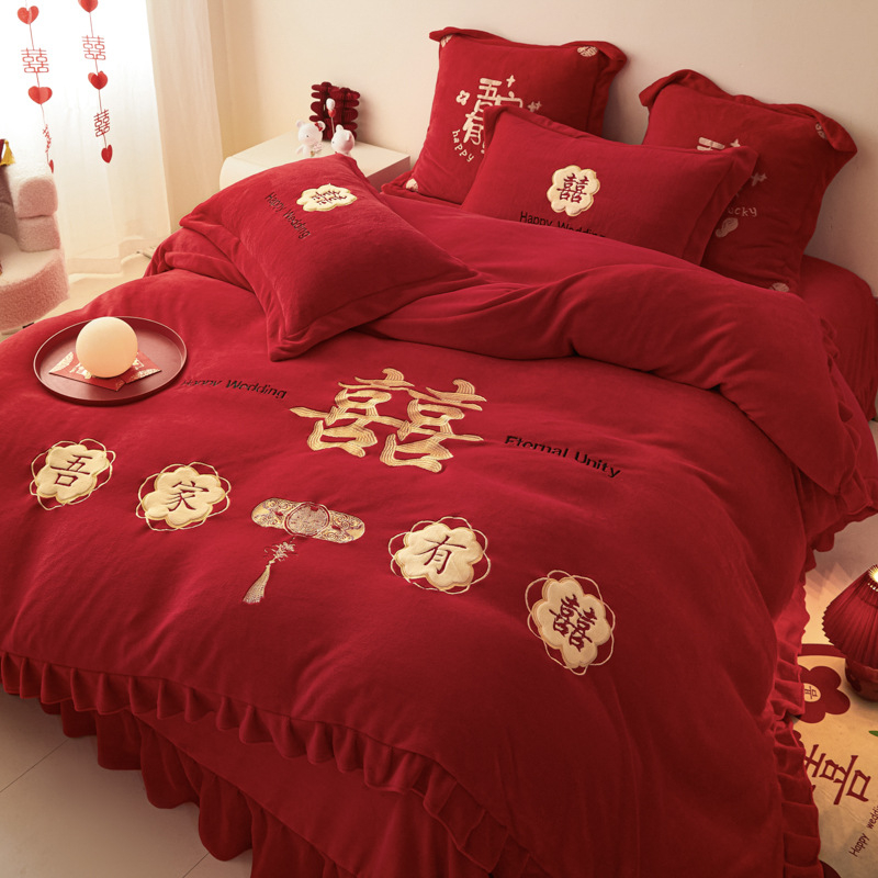 Četru daļu gultas veļas komplekts (piena samts; ģeometrisks raksts; Ķīnas kāzu stils; Twill audums; reaktīvā drukāšana un krāsošana)