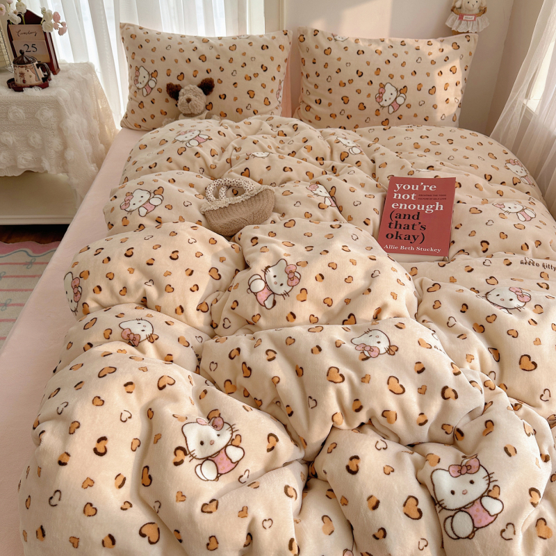 Tej velúr ágyneműhuzat garnitúra, rajzfilm minta, quiltelt varrás, reaktív nyomtatás és festés, anyagsúly 500–800 g/m²