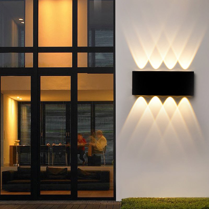 Sieninis LED šviestuvas – aliuminio konstrukcija, 220V, IP65 atsparumas vandeniui, vidaus ir lauko naudojimui