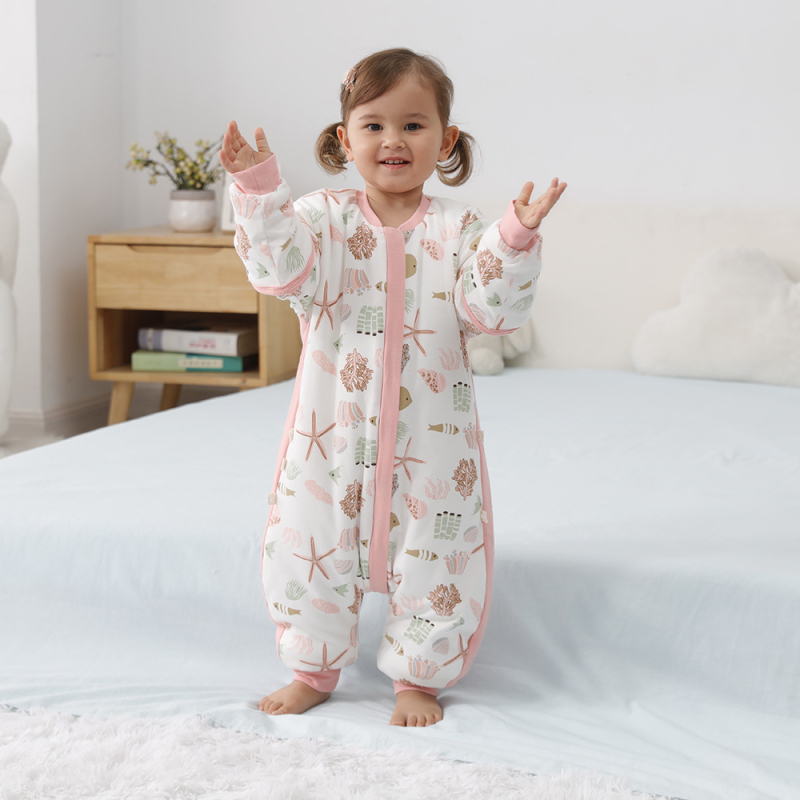 Baba hálózsák szétválasztható lábakkal, vastag téli steppelt dizájn, 100% pamut, poliészter töltet, levehető ujjak