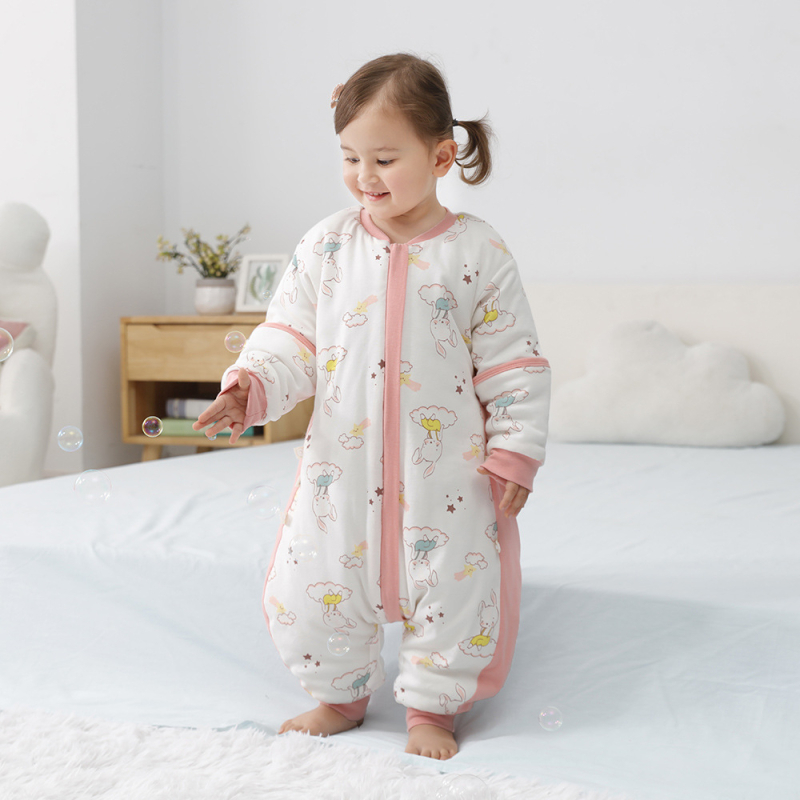 Baba hálózsák szétválasztható lábakkal, vastag téli steppelt dizájn, 100% pamut, poliészter töltet, levehető ujjak