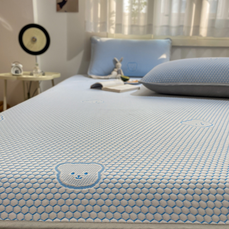 Мат за легло от вискозно влакно с ледена коприна, сгъваем и модерен стил, безопасен за бебета, принтована тъкан