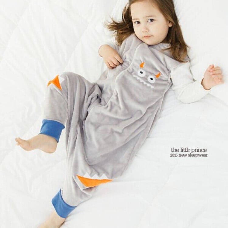 Baba hordozható alvózsák szétválasztott lábakkal tavasz-ősz időszakra, egybeöltözős kúszóruha otthon - tiszta gyapot anyag, gyapot töltet, súly legfeljebb 1 kg, fő összetevő 99,99%