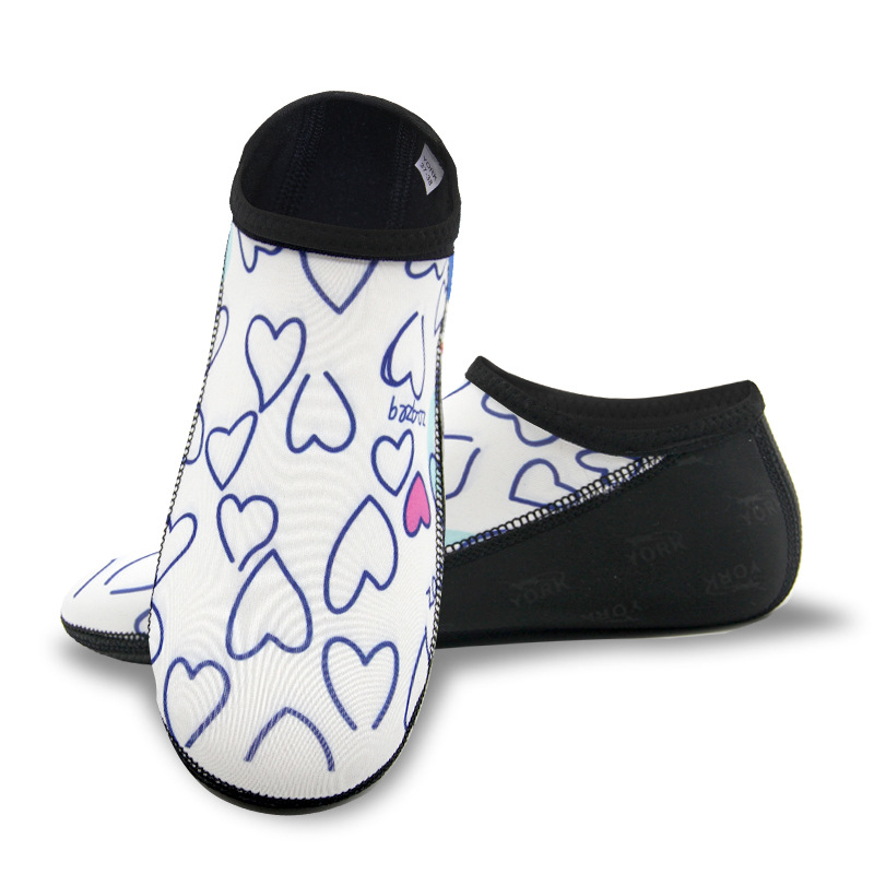 Silikona niršanas zeķes vīriešiem, sievietēm un bērniem — mīkstas, neslīdošas, griešanas izturīgas, ādu saudzējošas apavi; Sea Seconds zīmols; atļautas privātās zīmoles: Jā