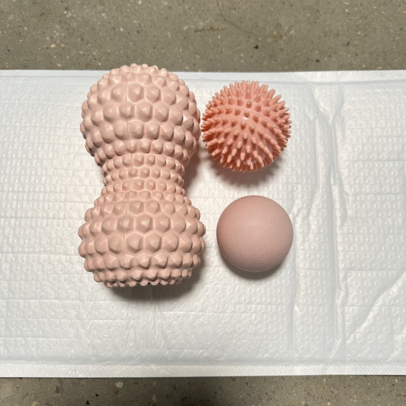 Ručna masažna lopta s izbočenjima – joga pomagala, opuštanje mišića, masaža leđa i vrata, 150 g