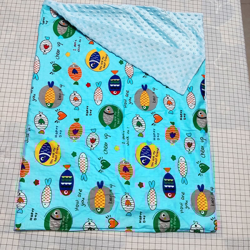 100% pamut paplanhuzat rajzfilm mintával, nyomtatott és twill szövésű, reaktív festéssel, szövet sűrűsége 133×72