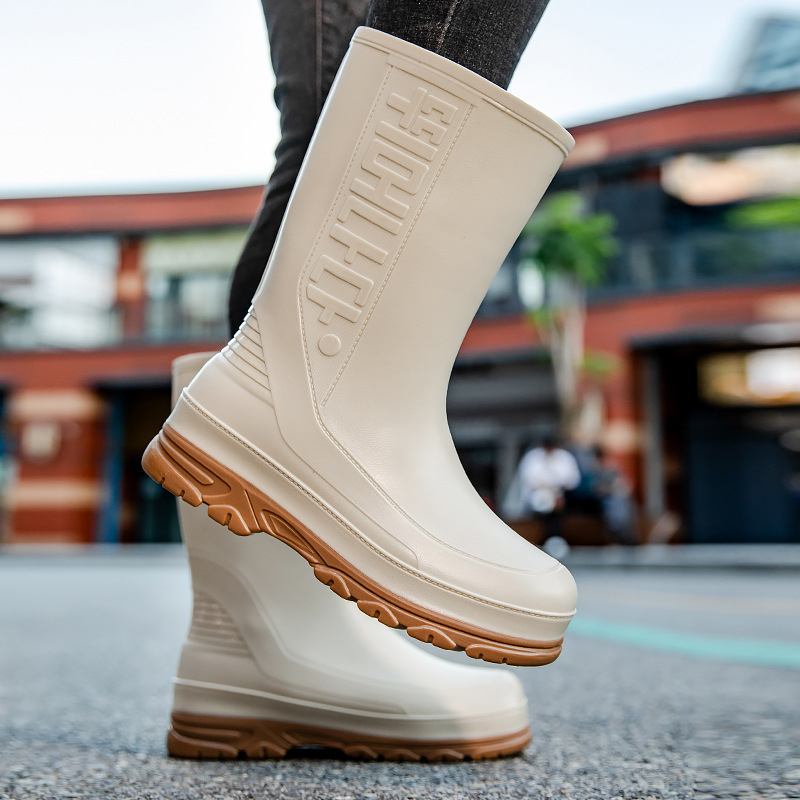 Meeste vihmajalatsid PVC ülaosaga, veekindlad, libisemiskindlad, keskmise pikkusega, süstimisvormitud talla