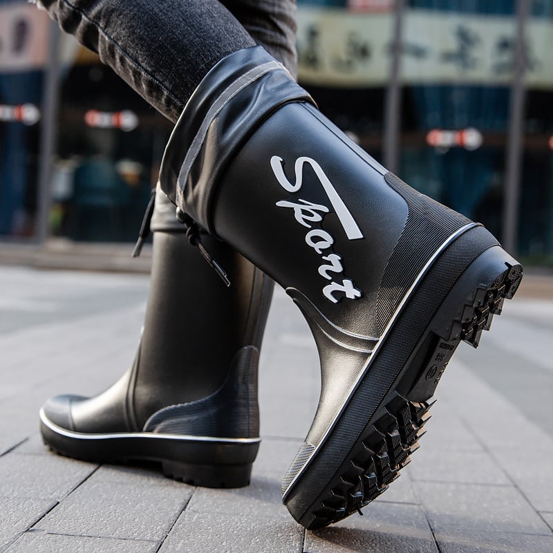 Meeste vihmajalatsid: veekindel PVC ülaosa, injektsioonivormiga plastikust talla, Slip-on disain, sisemus võrk ja kunstvill, libisemisvastased, soojad, kulumiskindlad, nelja hooajaga kasutamiseks