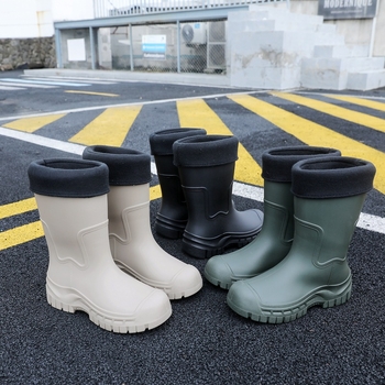 Meeste keskmise säärega vihmasaapad, PVC ülemine, plastmassist tald, veekindlad, libisemiskindlad, tõmblukuga sulgemine
