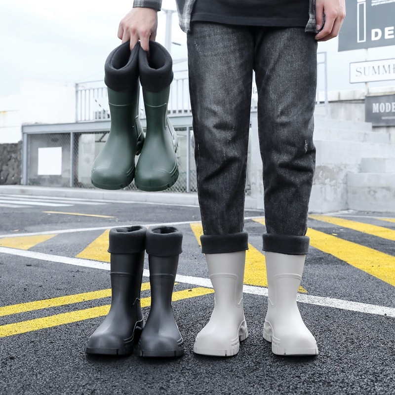 Meeste keskmise säärega vihmasaapad, PVC ülemine, plastmassist tald, veekindlad, libisemiskindlad, tõmblukuga sulgemine