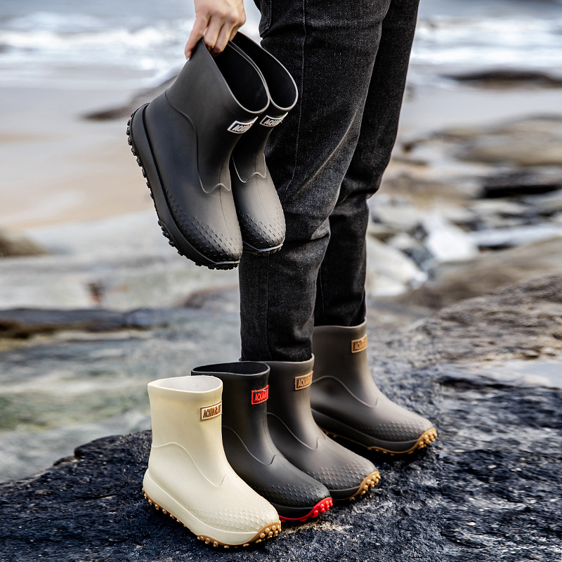 Meeste PVC vihmajalatsid – ülemine osa ja tald PVC, keskmise pikkusega sääred, pull-on stiil, EVA sisetald