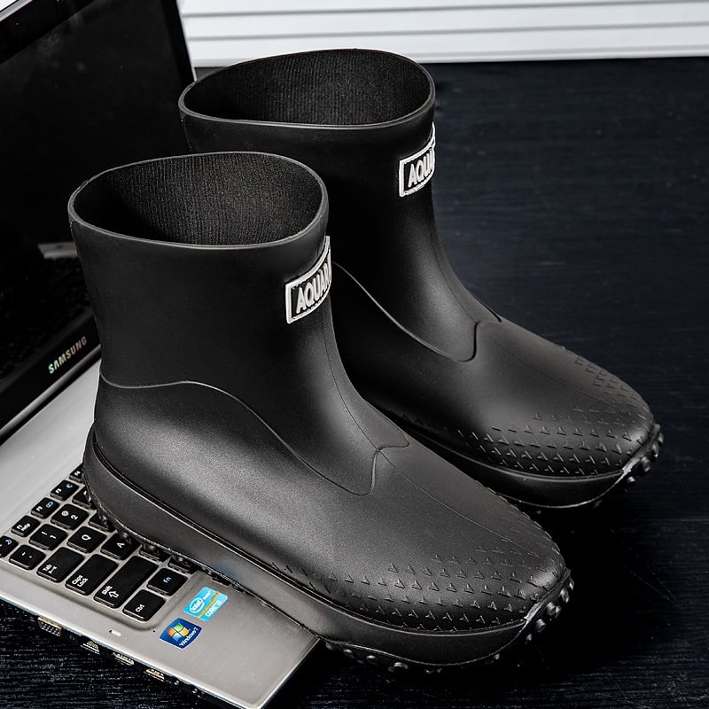 Meeste PVC vihmajalatsid – ülemine osa ja tald PVC, keskmise pikkusega sääred, pull-on stiil, EVA sisetald