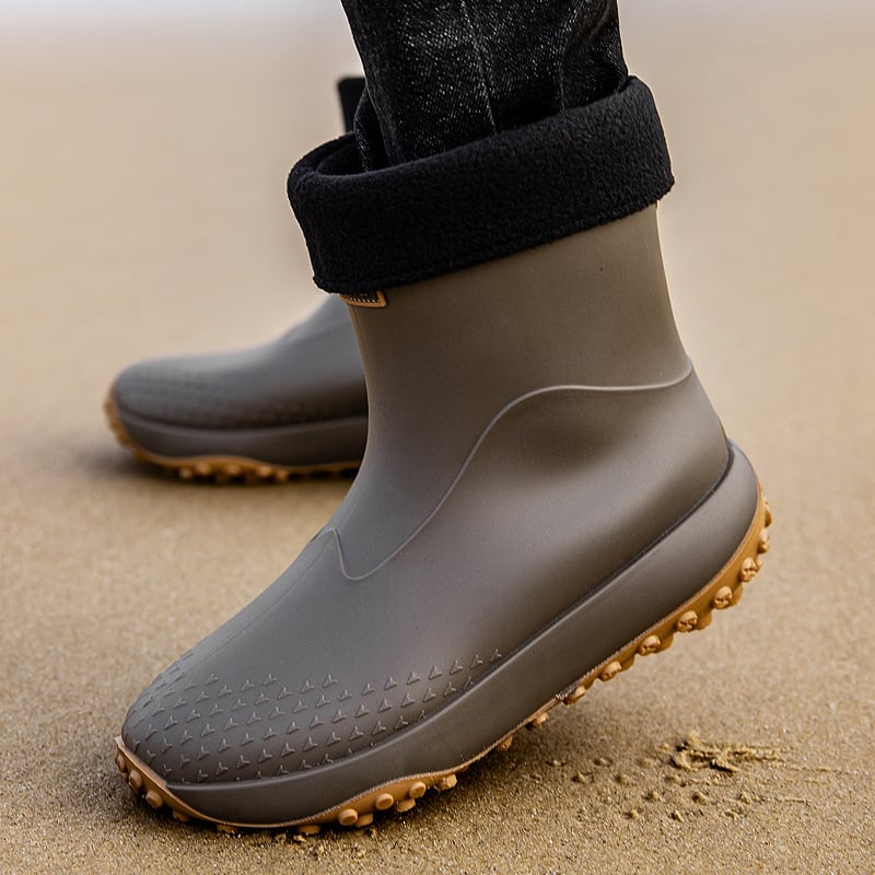 Meeste PVC vihmajalatsid – ülemine osa ja tald PVC, keskmise pikkusega sääred, pull-on stiil, EVA sisetald