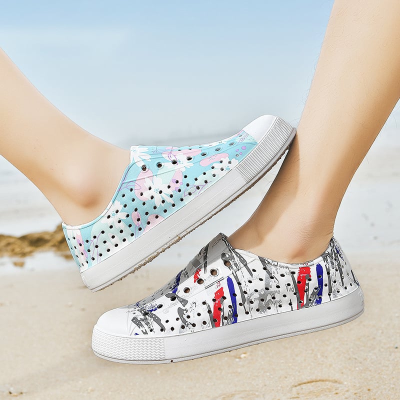 Sandale de plajă cu model floral perforat, partea superioară și talpa din EVA, uscare rapidă, respirabile, impermeabile, vârf rotund, înălțimea tocurilor 2,5 cm