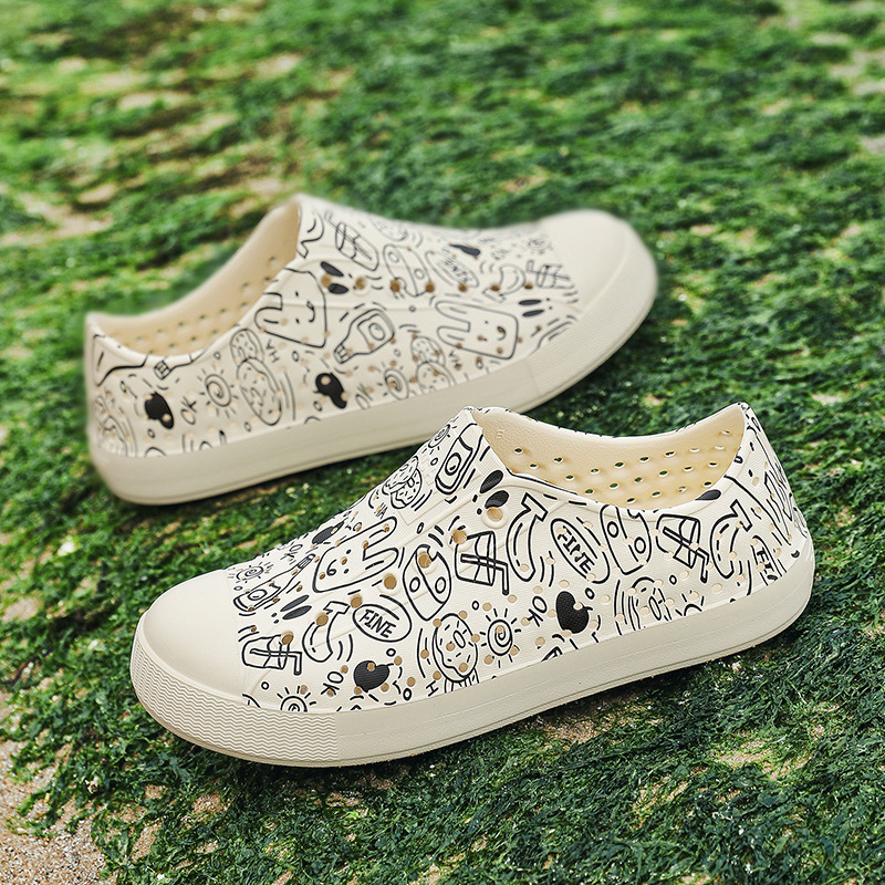 Sandale de plajă cu model floral perforat, partea superioară și talpa din EVA, uscare rapidă, respirabile, impermeabile, vârf rotund, înălțimea tocurilor 2,5 cm