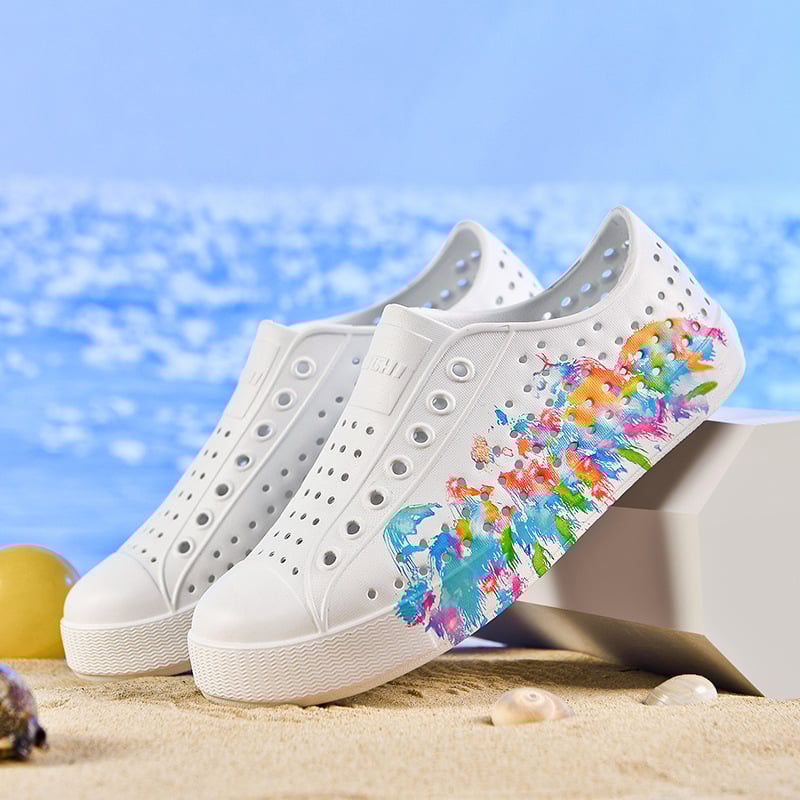 Sandale de plajă cu model floral perforat, partea superioară și talpa din EVA, uscare rapidă, respirabile, impermeabile, vârf rotund, înălțimea tocurilor 2,5 cm