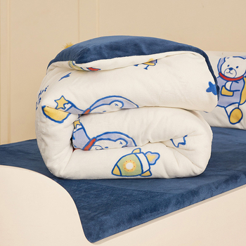 Bērnu velūra sega komplekts, visu sezonu, pildījums no sojas šķiedras, šūts, noņemams multfilmu dizains