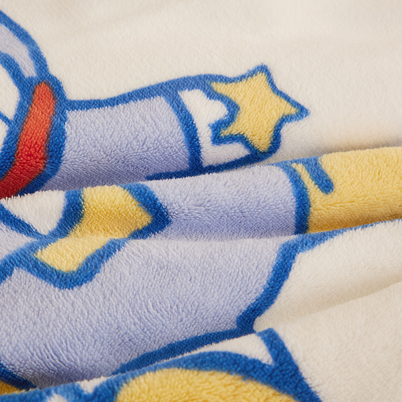 Bērnu velūra sega komplekts, visu sezonu, pildījums no sojas šķiedras, šūts, noņemams multfilmu dizains