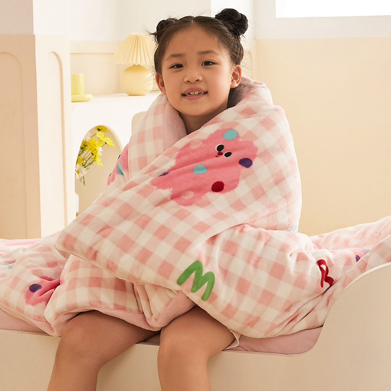 Bērnu velūra sega komplekts, visu sezonu, pildījums no sojas šķiedras, šūts, noņemams multfilmu dizains