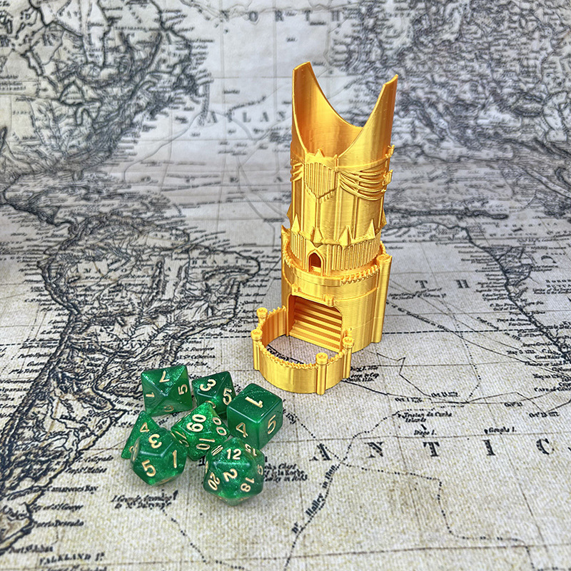 Dungeons & Dragons toranj za kockice za stolne igre, plastični; uzrast 14+, mladi 15–35 godina