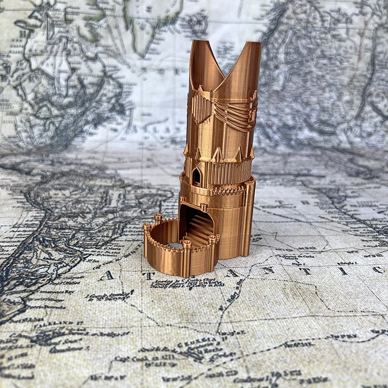 Dungeons & Dragons toranj za kockice za stolne igre, plastični; uzrast 14+, mladi 15–35 godina