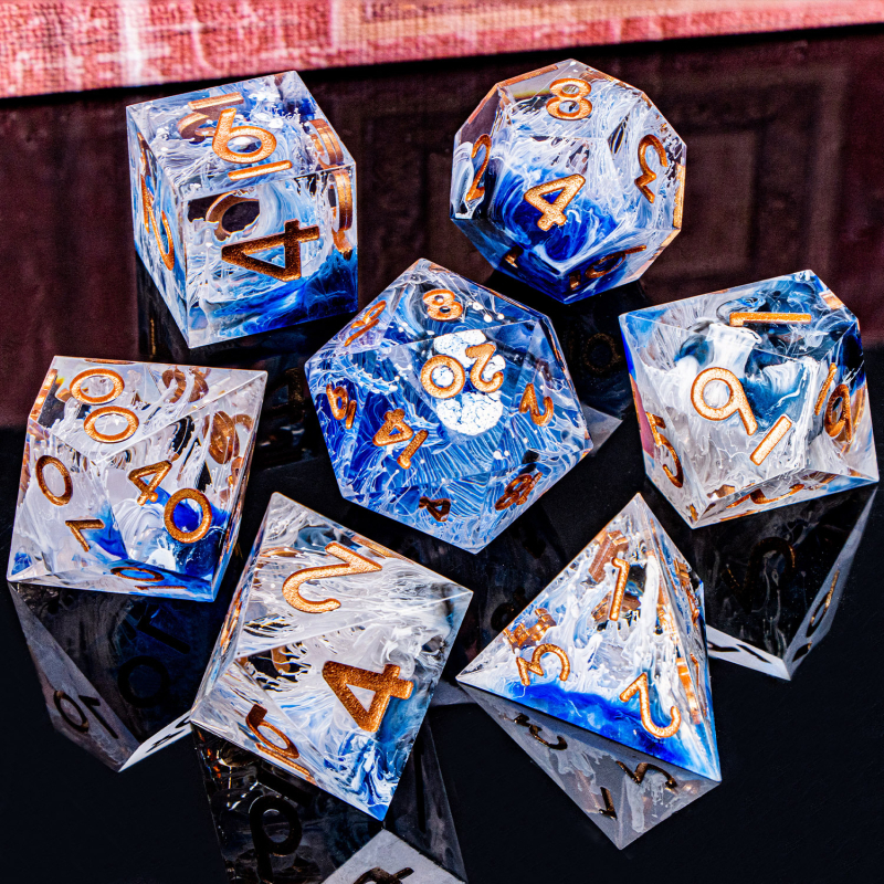 Set D&D kockica od smole — poliedrične D20 kocke s oštrim rubom, pravokutnog stila, 1 komplet u kutiji