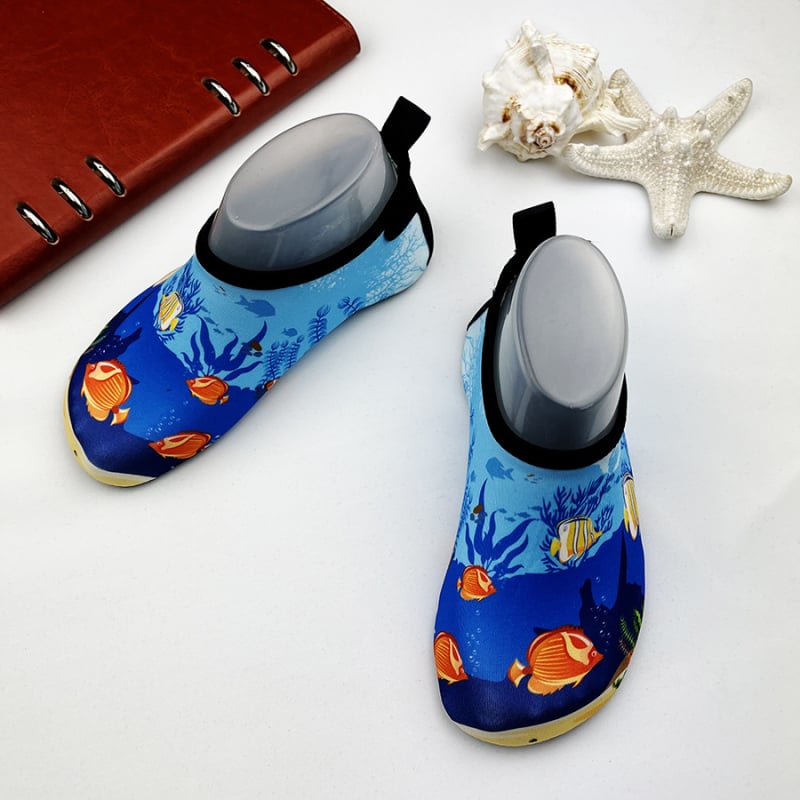 Upes pārgājienu kurpes ar anti-slip ārējo gumijas zoli, ātri žūstošu kokvilnas augšdaļu, vidējā augstuma zole