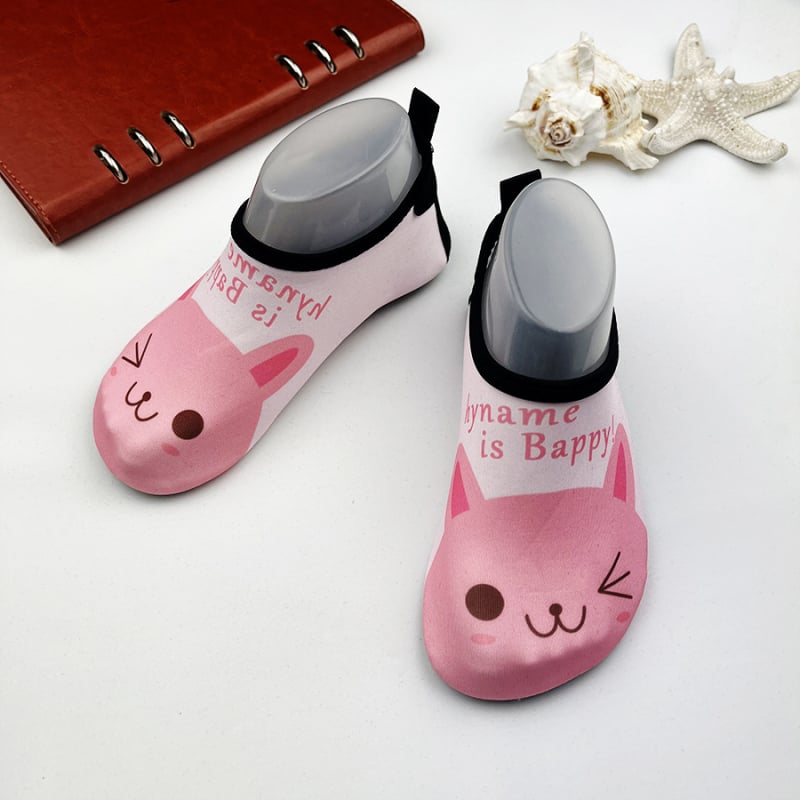 Upes pārgājienu kurpes ar anti-slip ārējo gumijas zoli, ātri žūstošu kokvilnas augšdaļu, vidējā augstuma zole