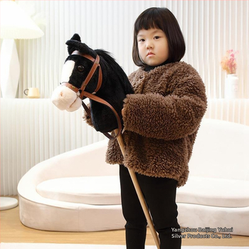 Pliisist mänguasja hobuse peaga - kohandatavate näidistega (lühikarva plüüs; PP puuvillane täidis; 14+ vanus)