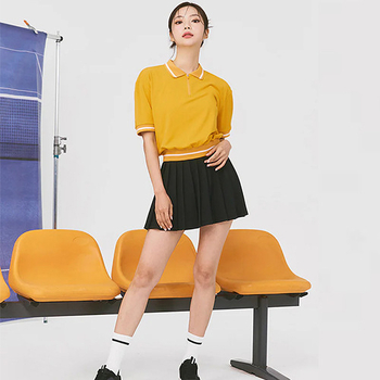 Plisuota sportinė sijonė su viršutine - komplektas moterims; Nailonas/Elastanas 75/25; Pamušalas: elastanas 20%; Sezonos: pavasaris/vasara/ruduo