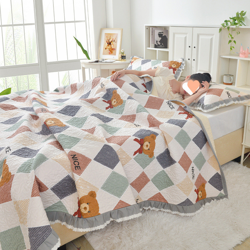 Pamučni prekrivač za krevet - dvostrano šivani quilt, trodijelni set, hotelski stil, geometrijski uzorci, biljke i crtani motivi