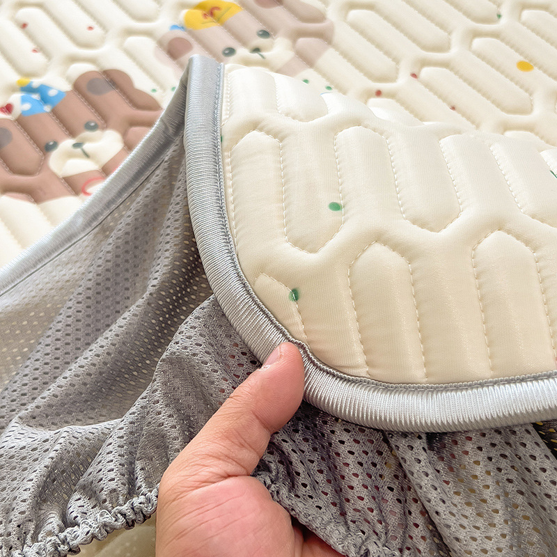 Trīs daļu lateksa dzesējošais gulēšanas komplekts – dabīgs latekss, lateksa saturs 80-90%, adījums ar drukas rakstu