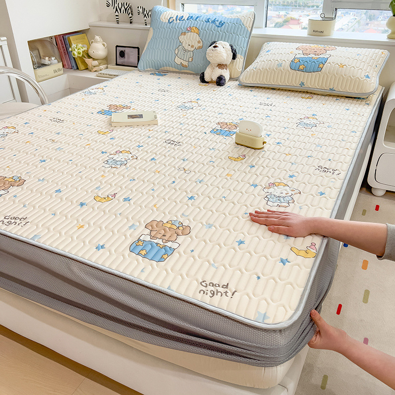 Trīs daļu lateksa dzesējošais gulēšanas komplekts – dabīgs latekss, lateksa saturs 80-90%, adījums ar drukas rakstu